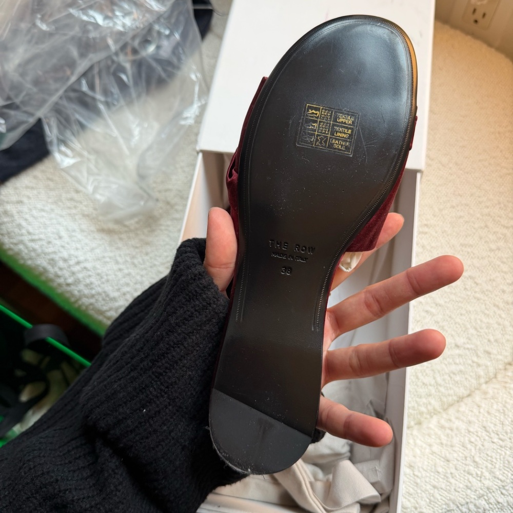 The Row Ellen Sandal (Burgundy) (size 38) - Picture 6 of 7
